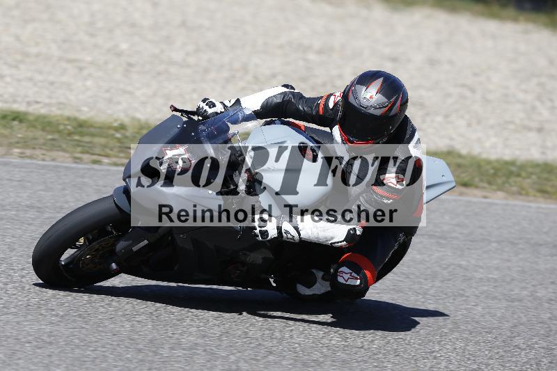 /07 09.04.2026 Cornu Master School ADR/Gruppe rot/12